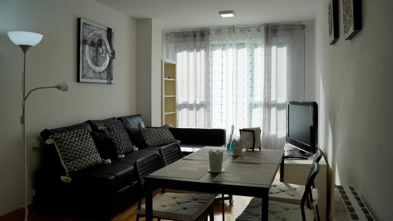 Solares Style Vistas Al Rio Miera Apartment Ngoại thất bức ảnh